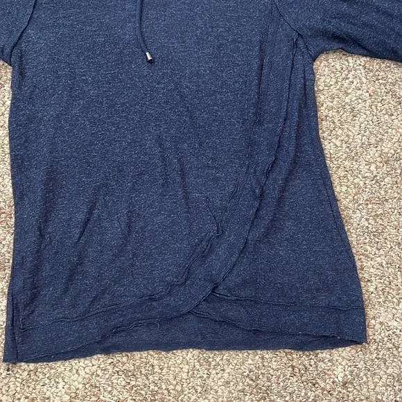 GUC! Chelsea & Theodore Sweater. Blue. SZ S - Picture 2 of 5